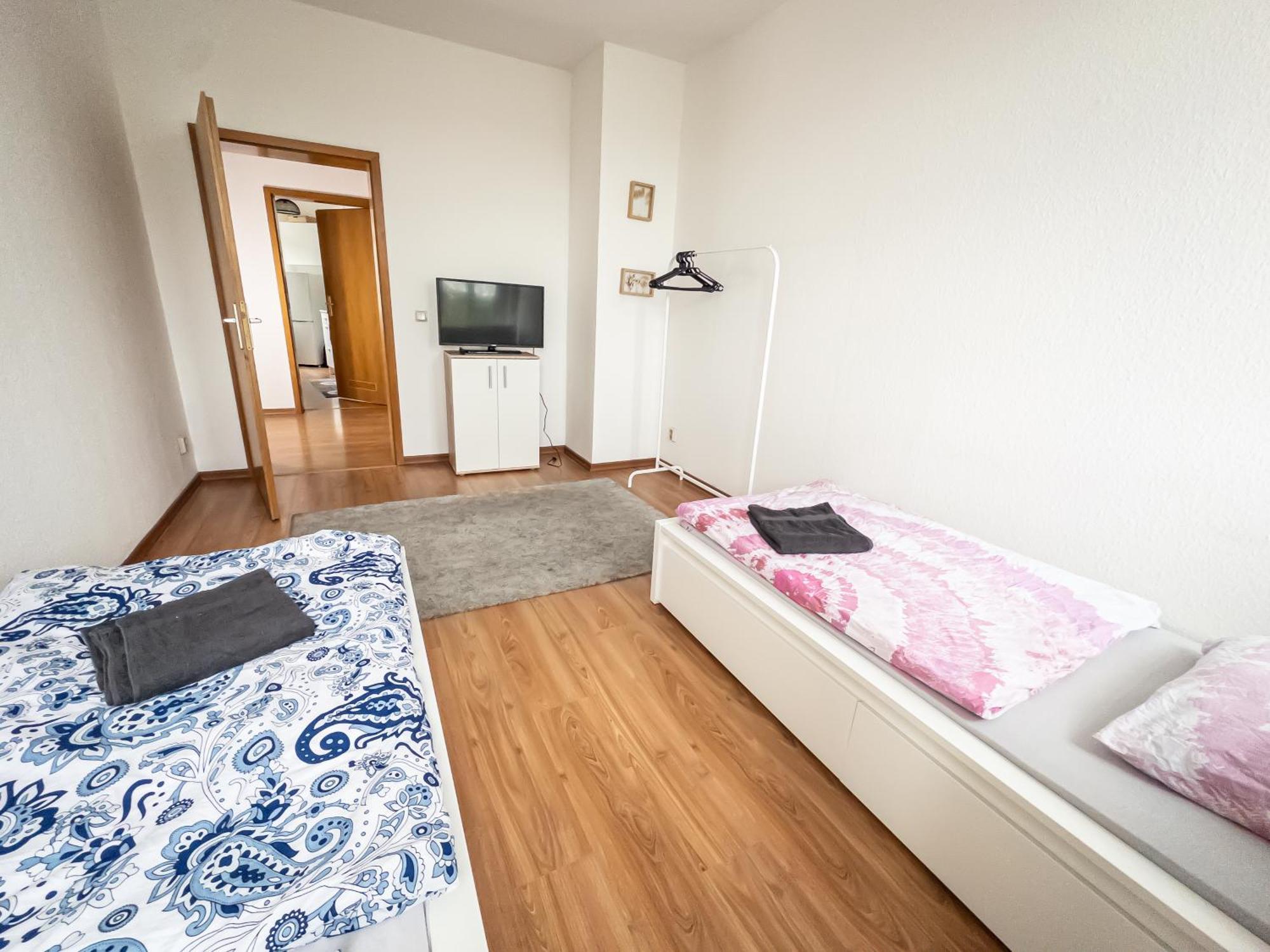 3-room With 4 Single Beds Apartment
