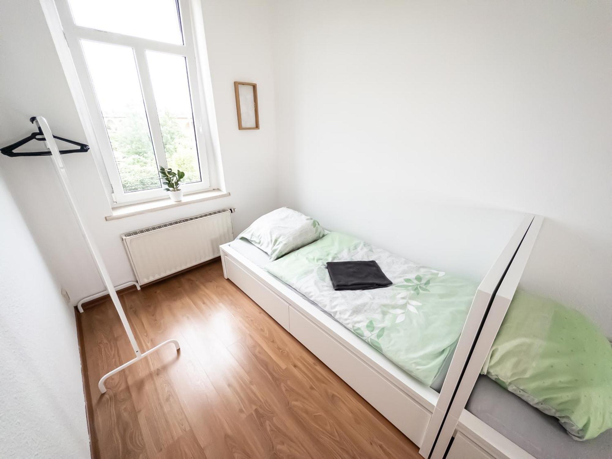 3-room With 4 Single Beds *